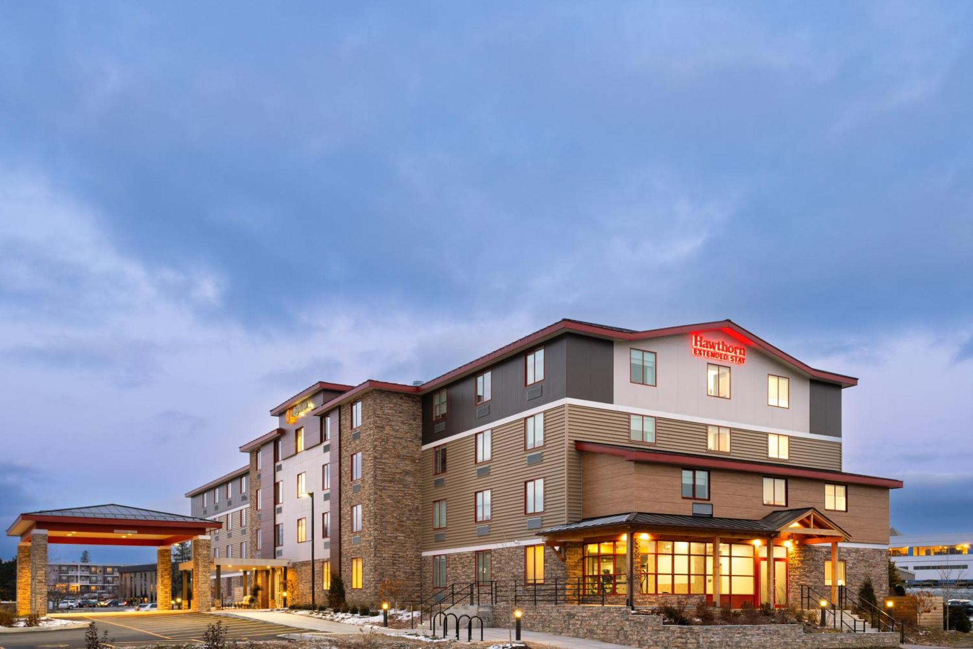 Hawthorn Extended Stay By Wyndham Williston Burlington エクステリア 写真