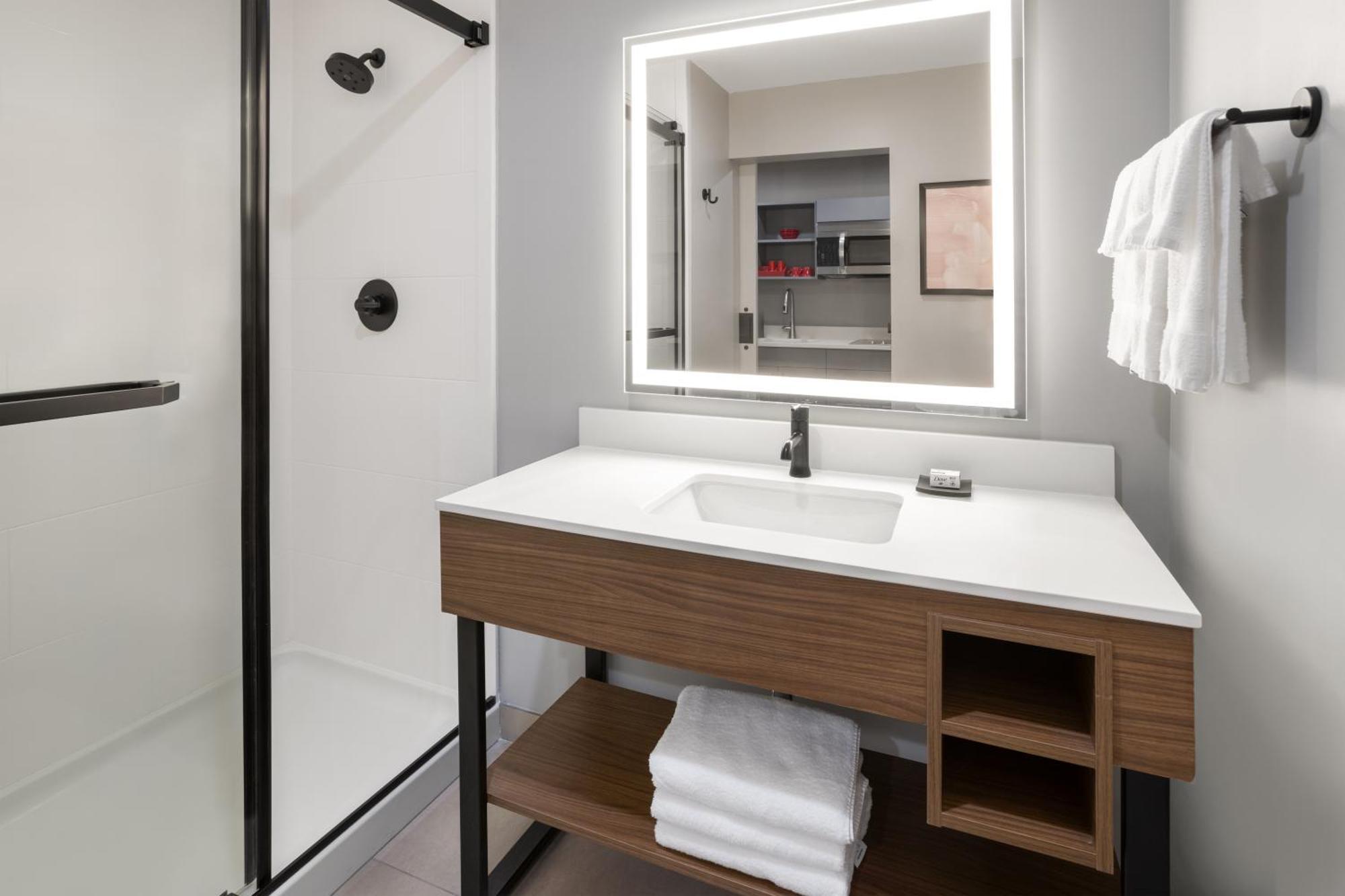 Hawthorn Extended Stay By Wyndham Williston Burlington エクステリア 写真